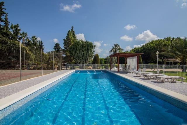 7 slaapkamer Villa te koop in Elche / Elx met zwembad garage - € 950.000 (Ref: 7001870)
