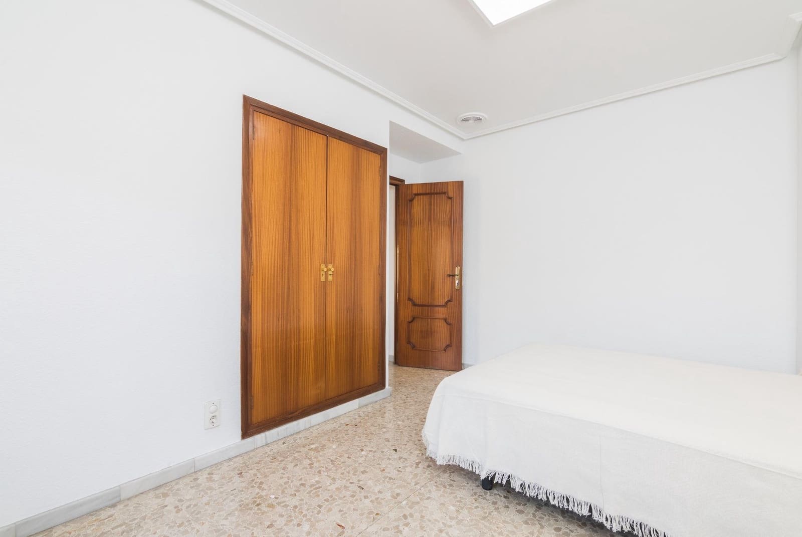 4 soverom Leilighet til leie i Elche / Elx - € 1 400 (Ref: 7951490)