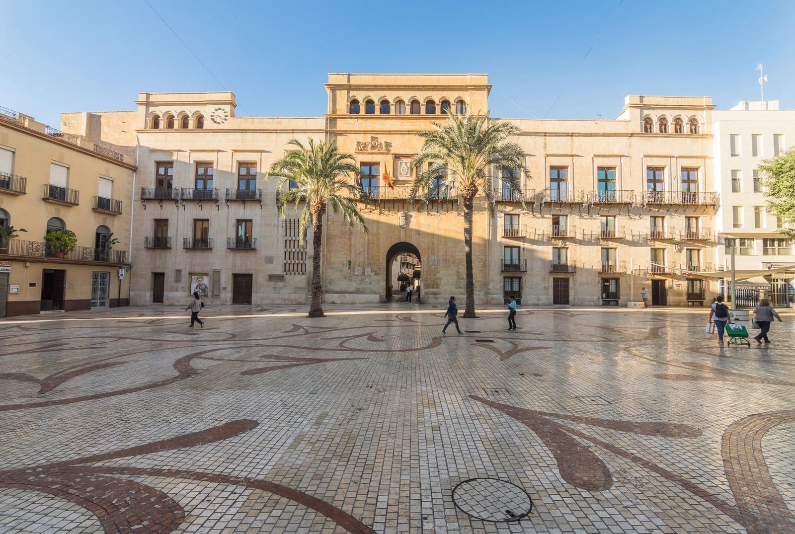 4 soverom Leilighet til leie i Elche / Elx - € 1 400 (Ref: 7951490)