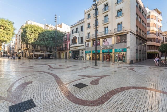 4 sypialnia Mieszkanie do wynajęcia w Centro, Elche / Elx - 1 400 € (Ref: 7951490)