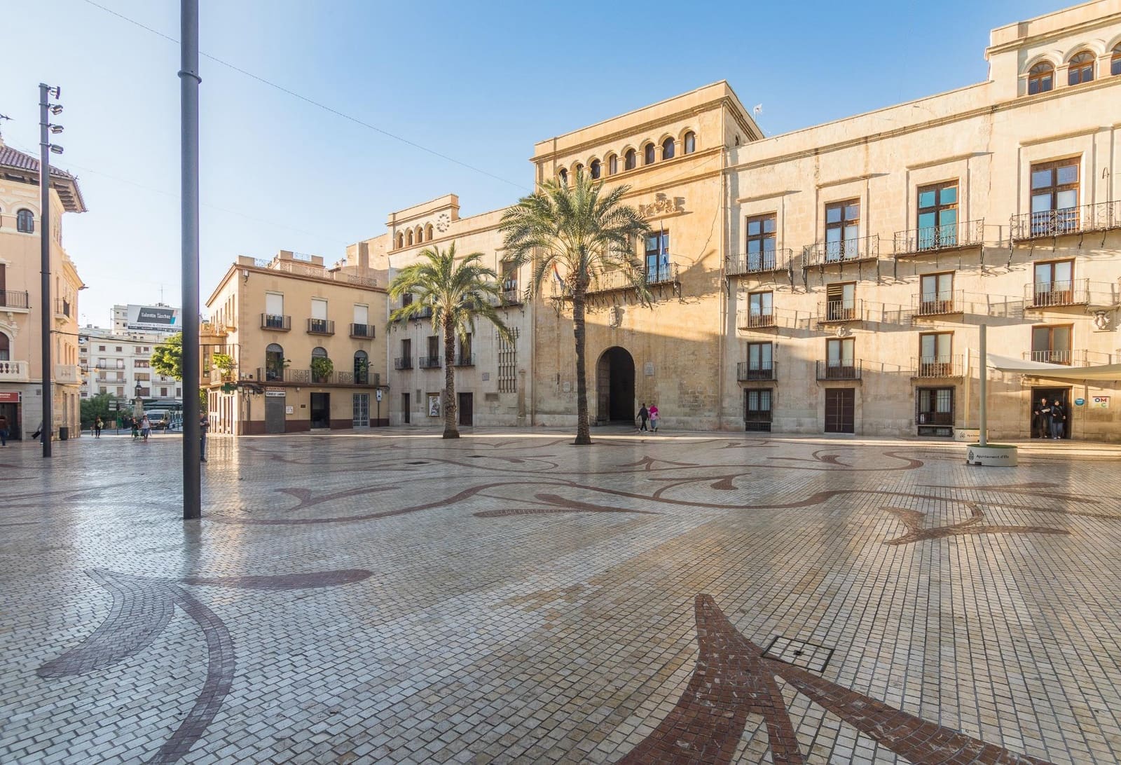 4 bedroom Flat for rent in Elche / Elx - € 1,400 (Ref: 7951490)