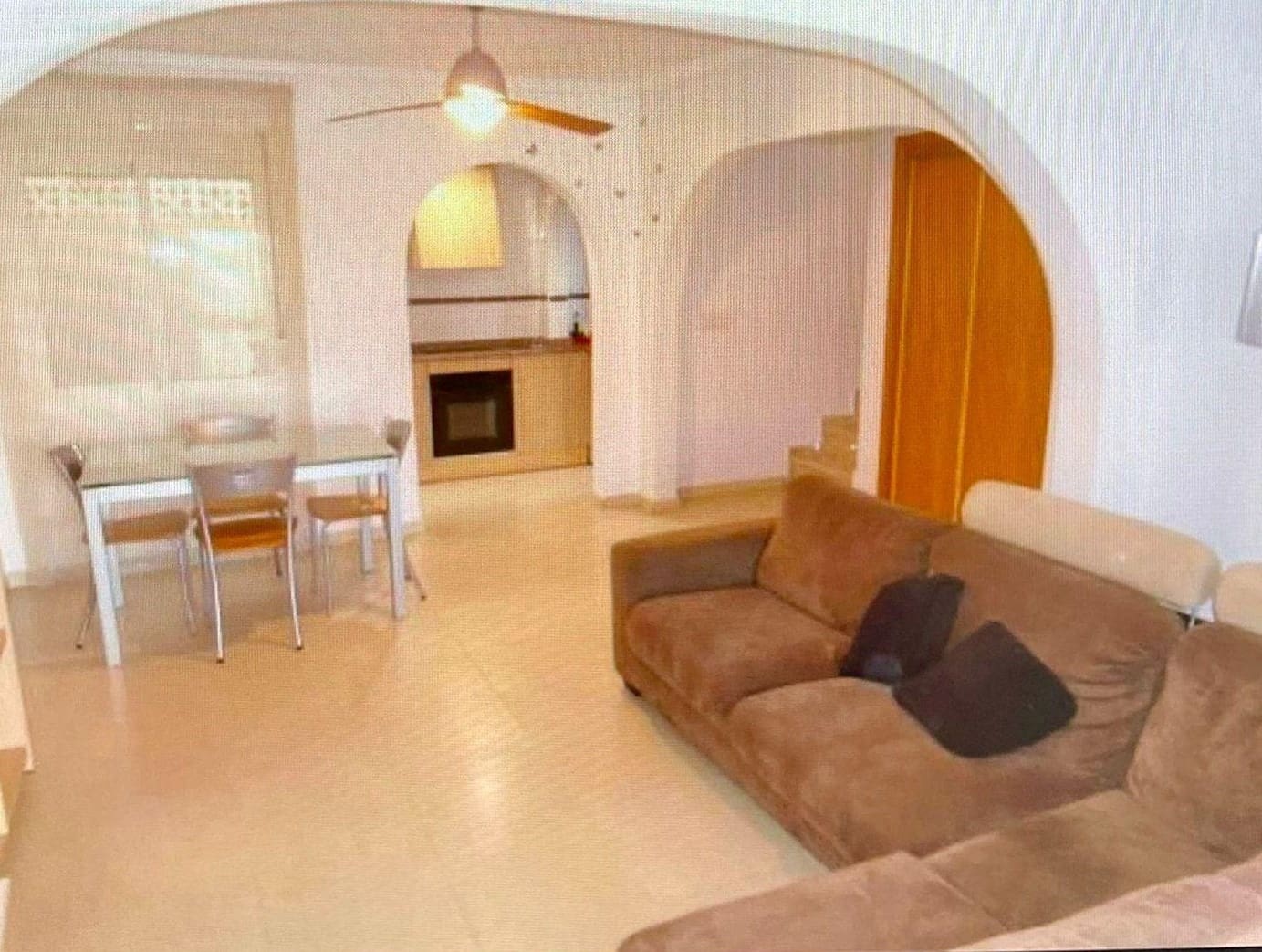 3 sovrum Radhus att hyra i Gran Alacant med pool - 1 000 € (Ref: 8531872)