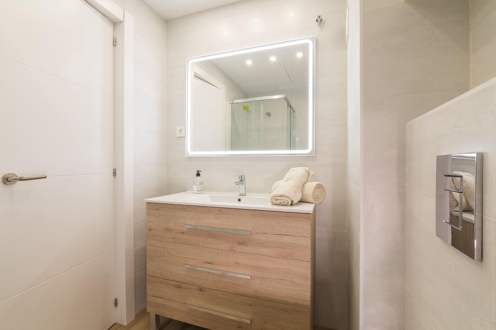 3 makuuhuone Asunto vuokrattavana paikassa Santa Pola mukana uima-altaan - 1 500 € (Ref: 8551101)