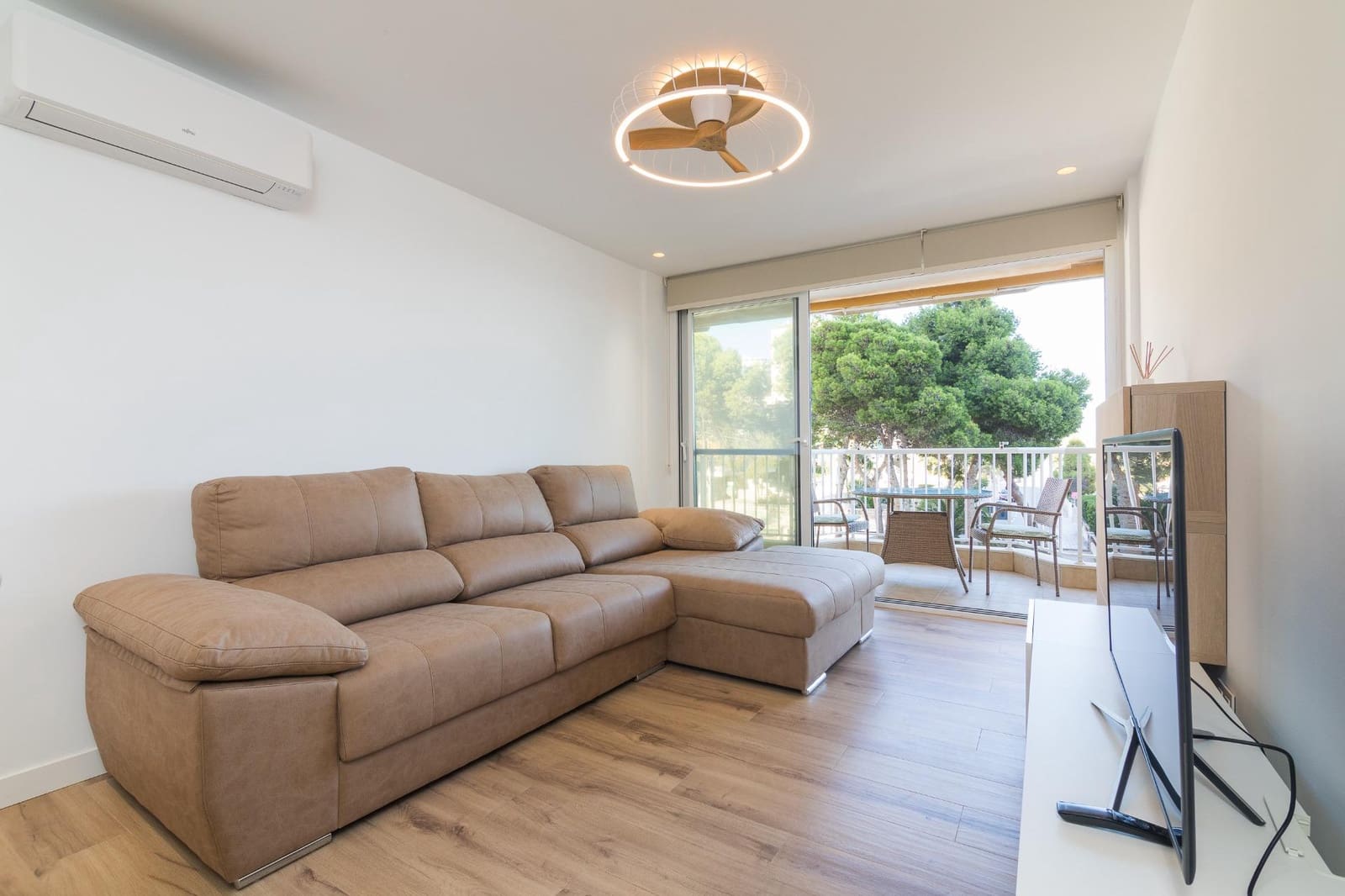 3 makuuhuone Asunto vuokrattavana paikassa Santa Pola mukana uima-altaan - 1 500 € (Ref: 8551101)