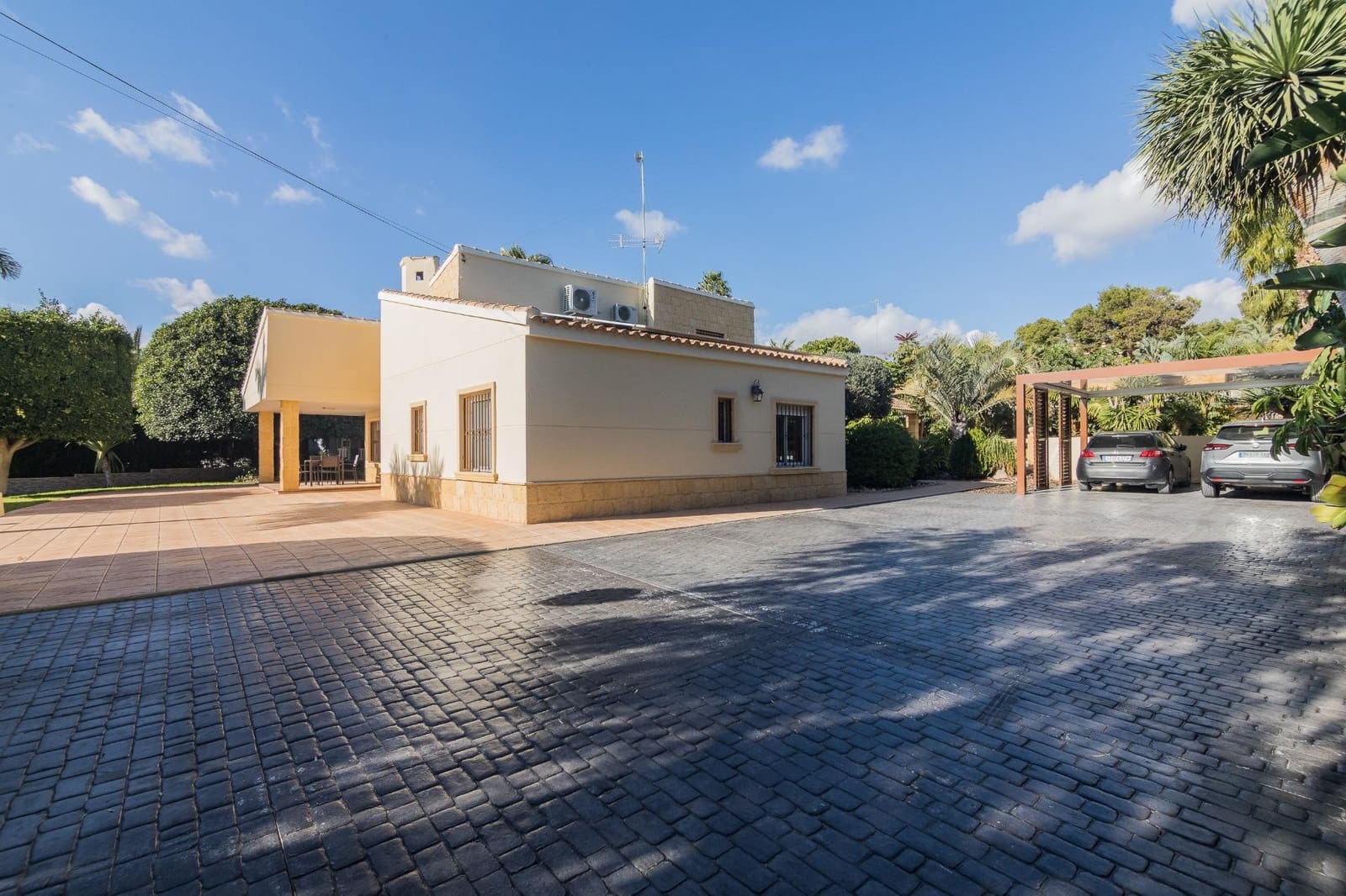 4 chambre Villa/Maison à vendre à Elche / Elx avec piscine - 595 000 € (Ref: 8708175)