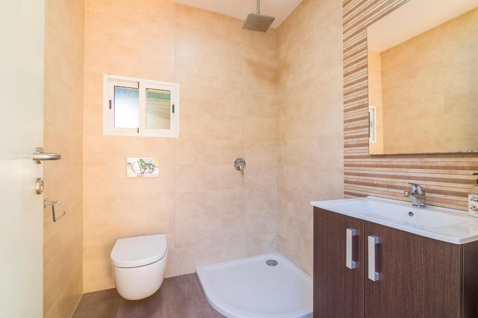 4 bedroom Villa for sale in Elche / Elx with pool - € 595,000 (Ref: 8708175)