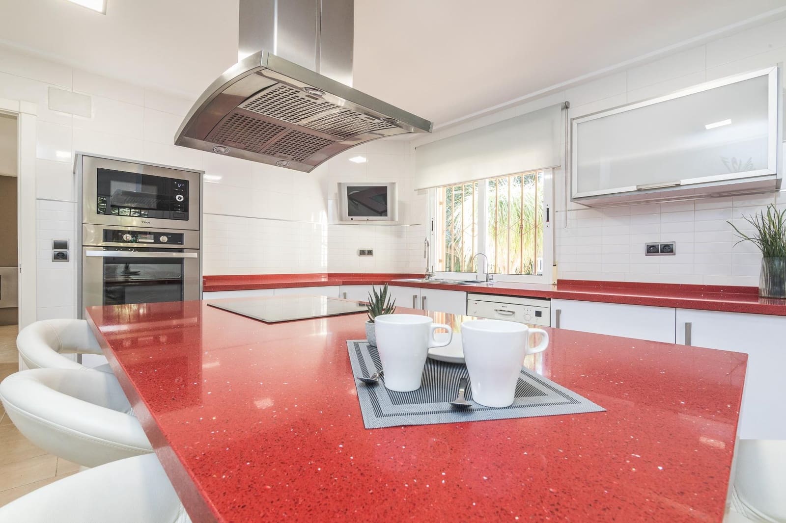 4 bedroom Villa for sale in Elche / Elx with pool - € 595,000 (Ref: 8708175)