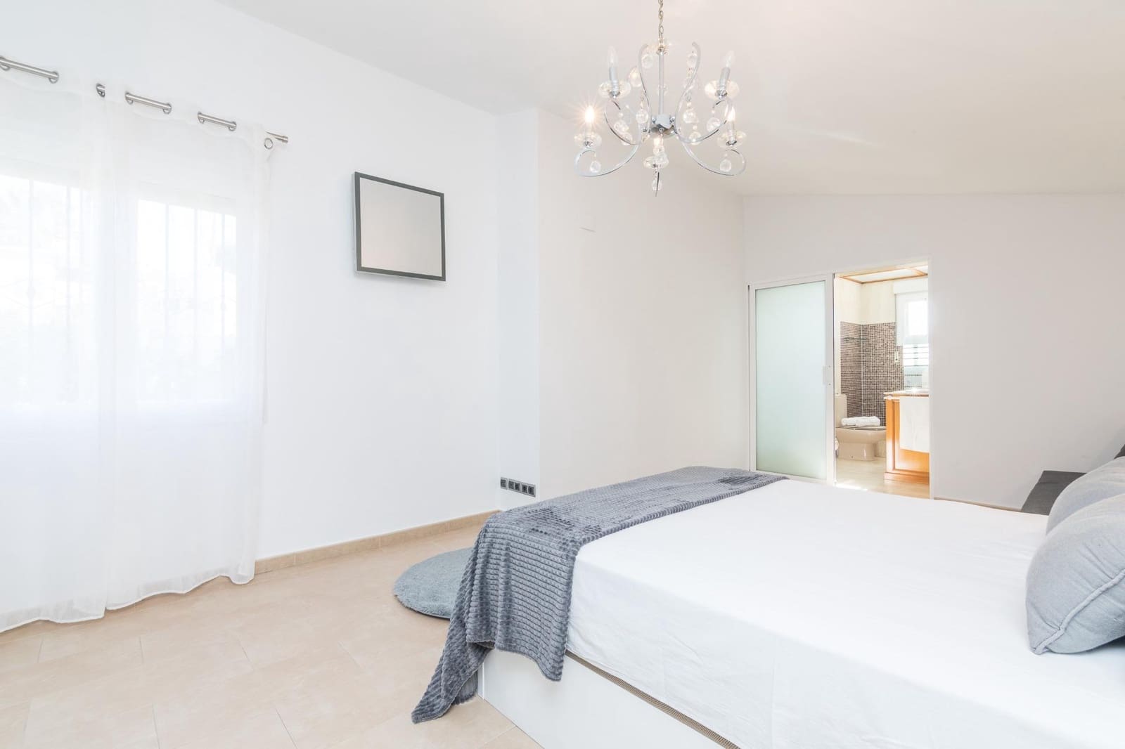 4 bedroom Villa for sale in Elche / Elx with pool - € 595,000 (Ref: 8708175)