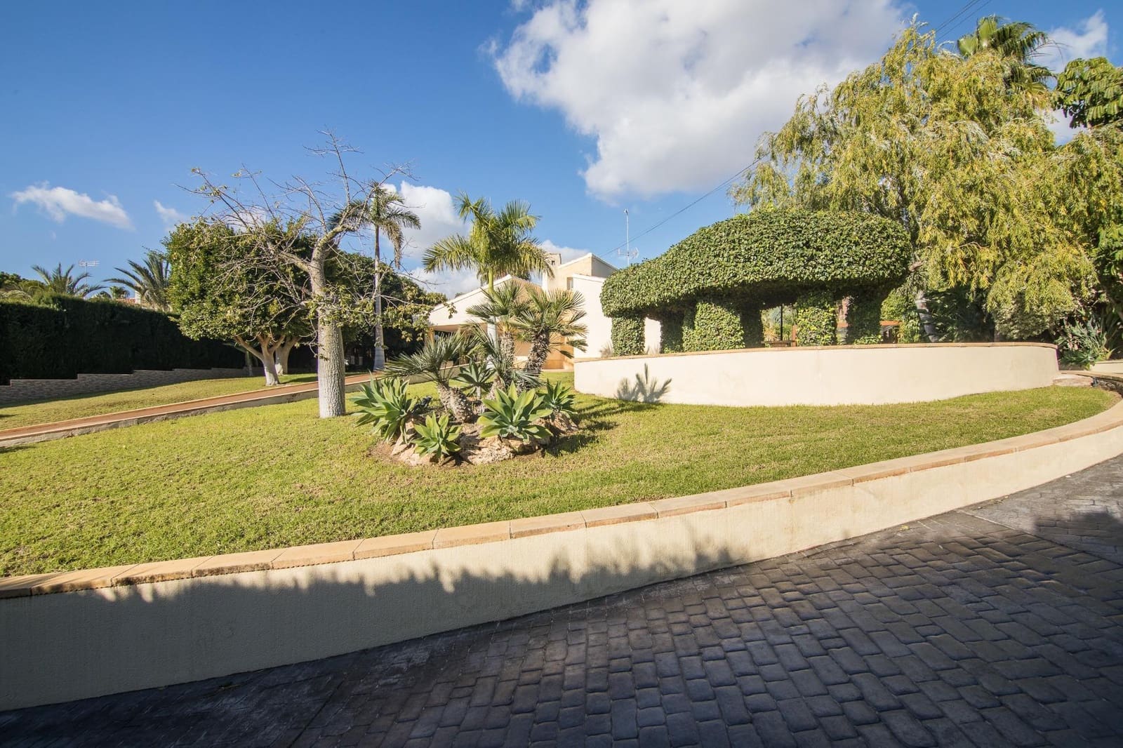 4 bedroom Villa for sale in Elche / Elx with pool - € 595,000 (Ref: 8708175)