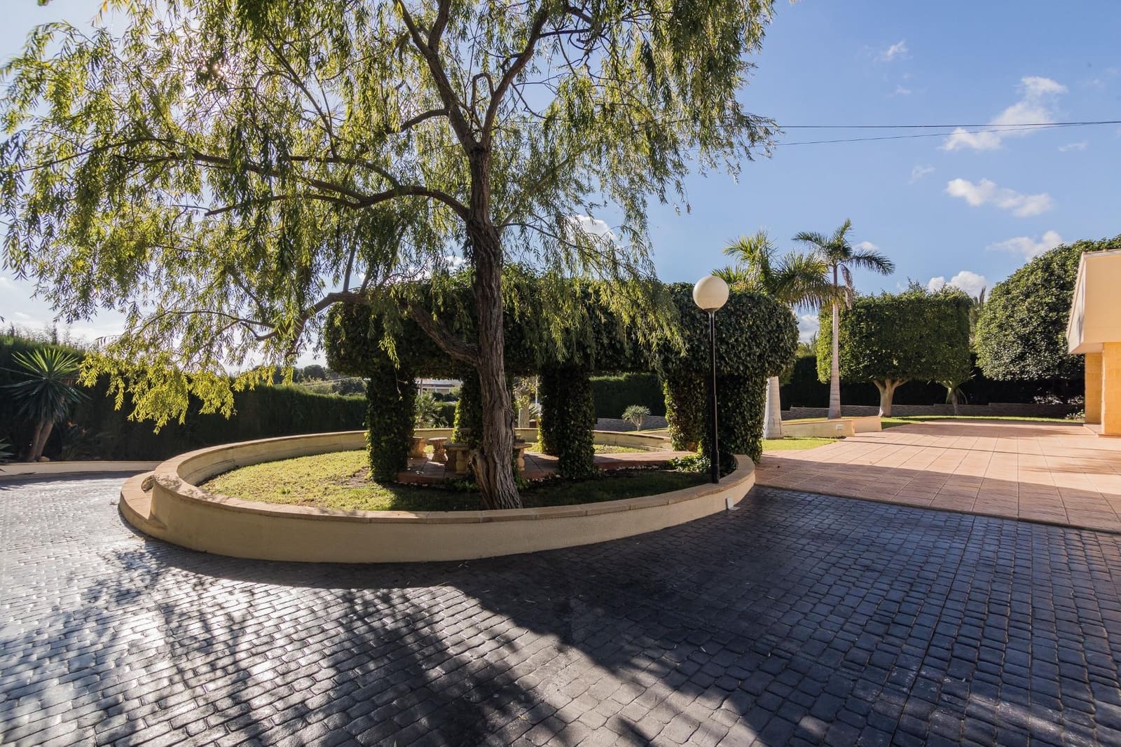 4 bedroom Villa for sale in Elche / Elx with pool - € 595,000 (Ref: 8708175)