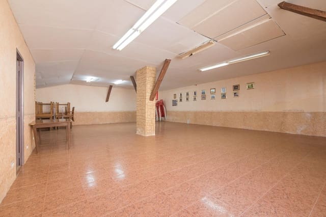 Erhverv til salg i L'Algueña / Alguenya - € 60.000 (Ref: 8843371)