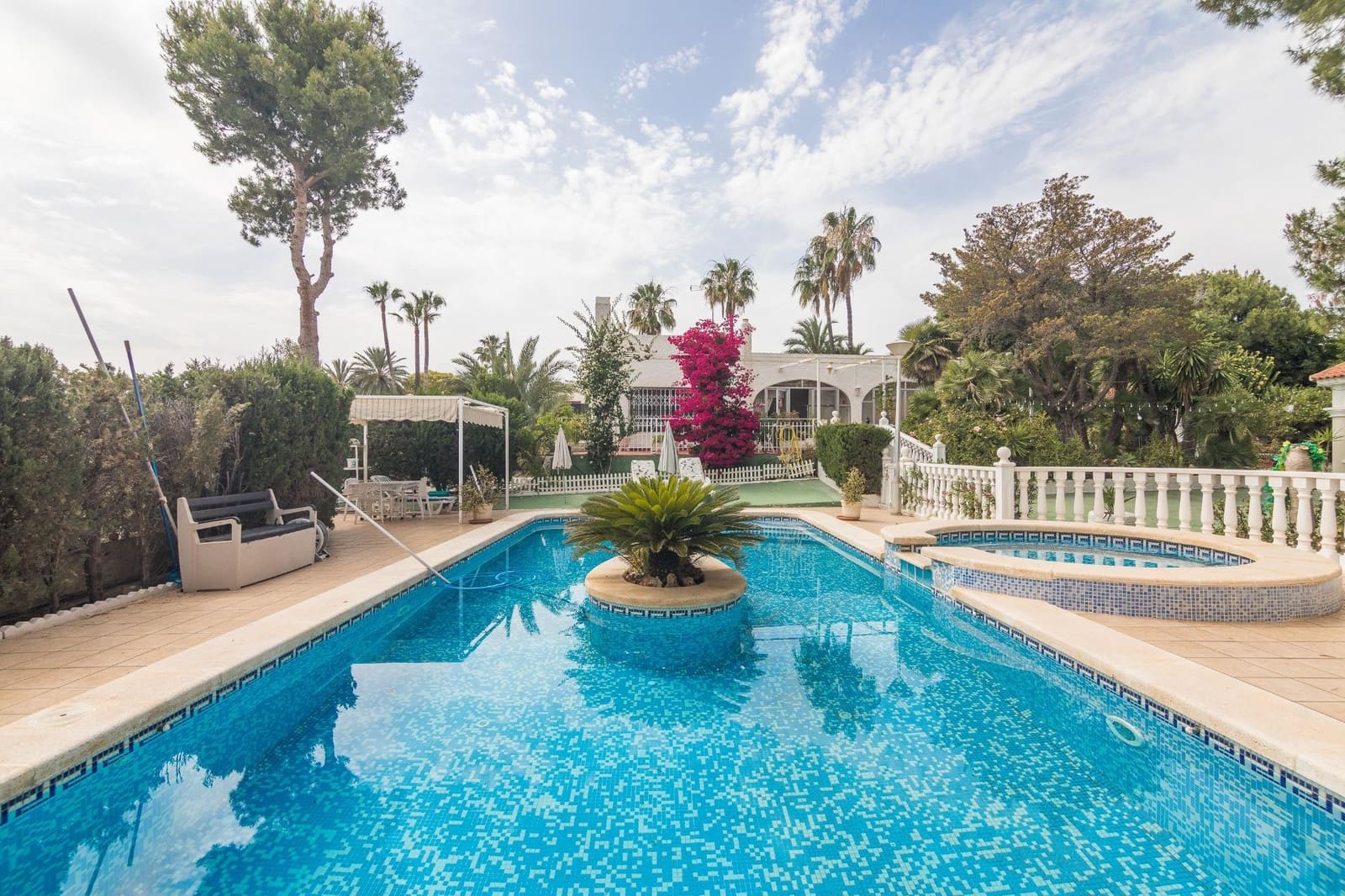 3 chambre Villa/Maison à vendre à Elche / Elx avec piscine garage - 395 000 € (Ref: 9089889)