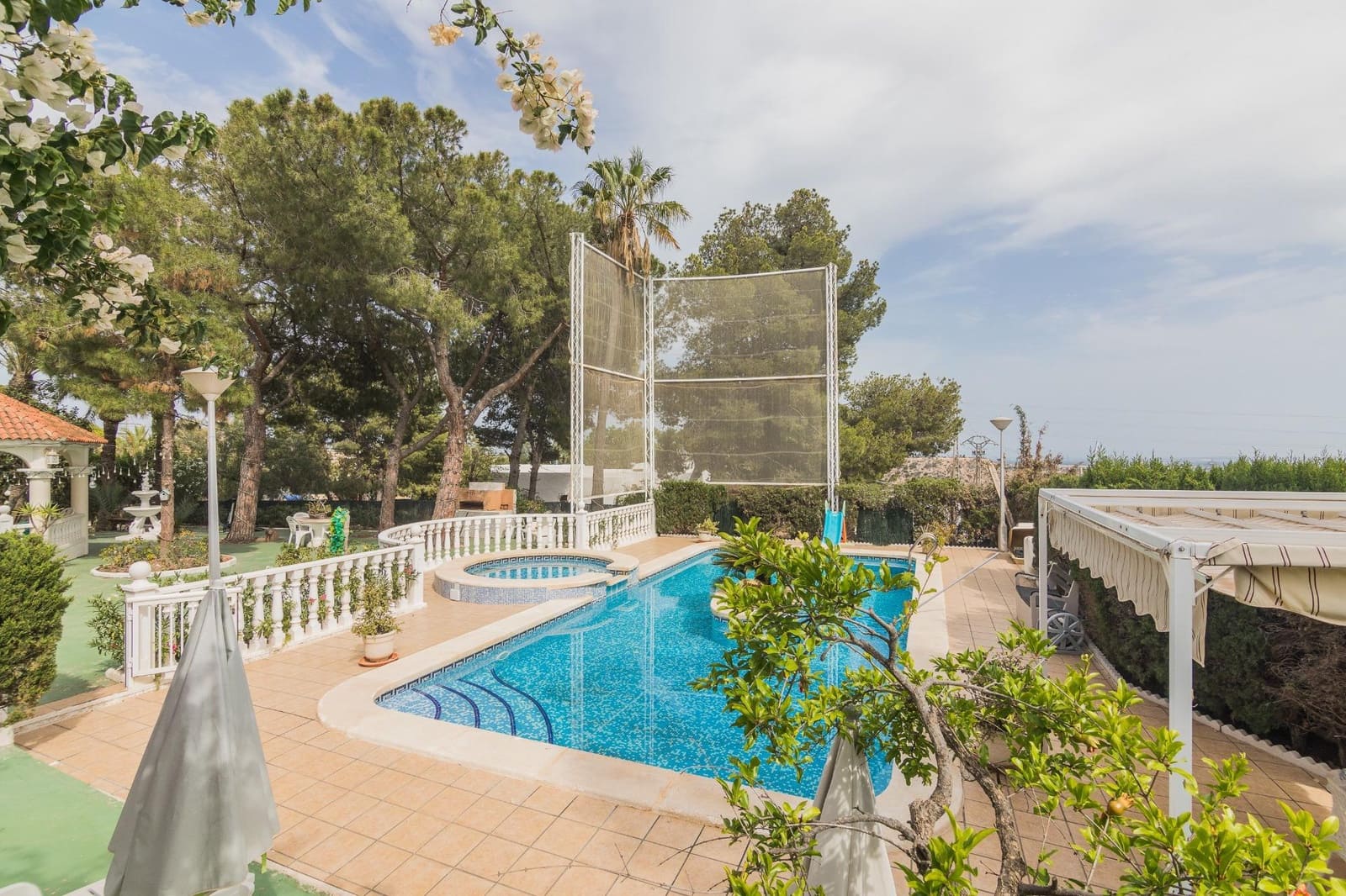 3 chambre Villa/Maison à vendre à Elche / Elx avec piscine garage - 395 000 € (Ref: 9089889)