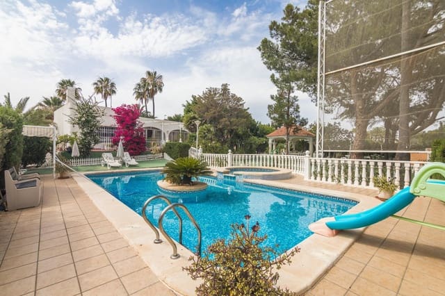 3 soverom Villa til salgs i Elche / Elx med svømmebasseng garasje - € 395 000 (Ref: 9089889)