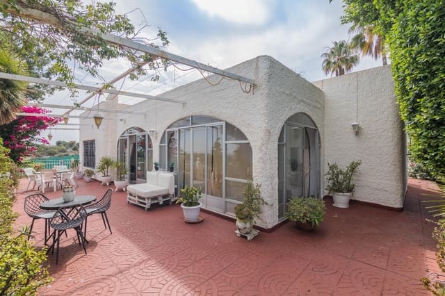 3 soverom Villa til salgs i Elche / Elx med svømmebasseng garasje - € 395 000 (Ref: 9089889)