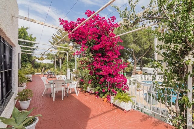 3 soverom Villa til salgs i Elche / Elx med svømmebasseng garasje - € 395 000 (Ref: 9089889)