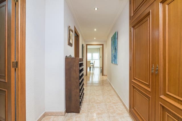 3 soveværelse Lejlighed til leje i Centro, Elche / Elx med garage - € 1.000 (Ref: 9134562)