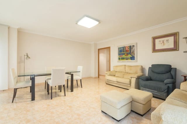 3 soveværelse Lejlighed til leje i Centro, Elche / Elx med garage - € 1.000 (Ref: 9134562)