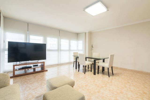 3 soveværelse Lejlighed til leje i Centro, Elche / Elx med garage - € 1.000 (Ref: 9134562)