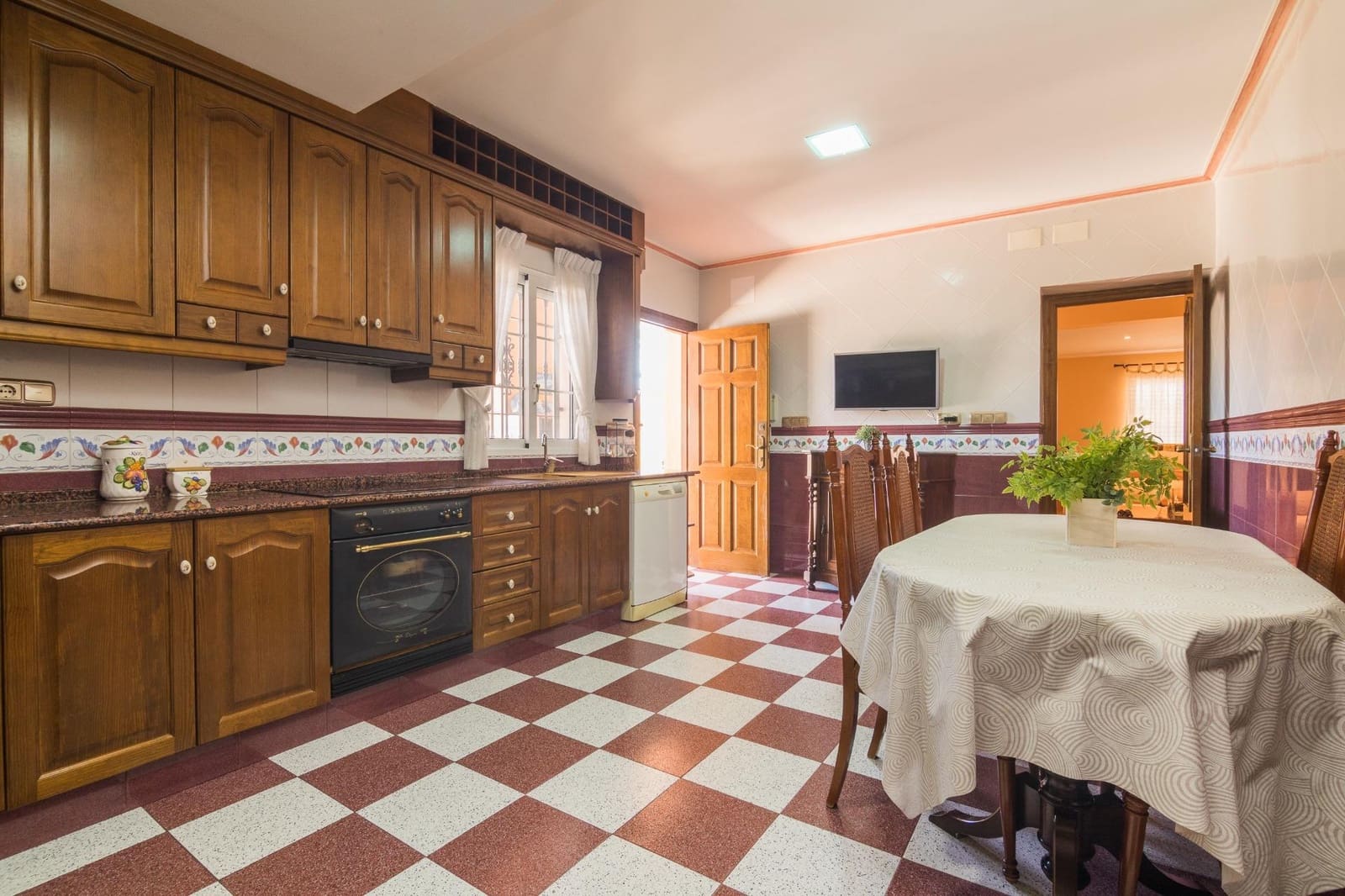 4 sypialnia Willa na sprzedaż w Elche / Elx z basenem - 495 000 € (Ref: 9204671)