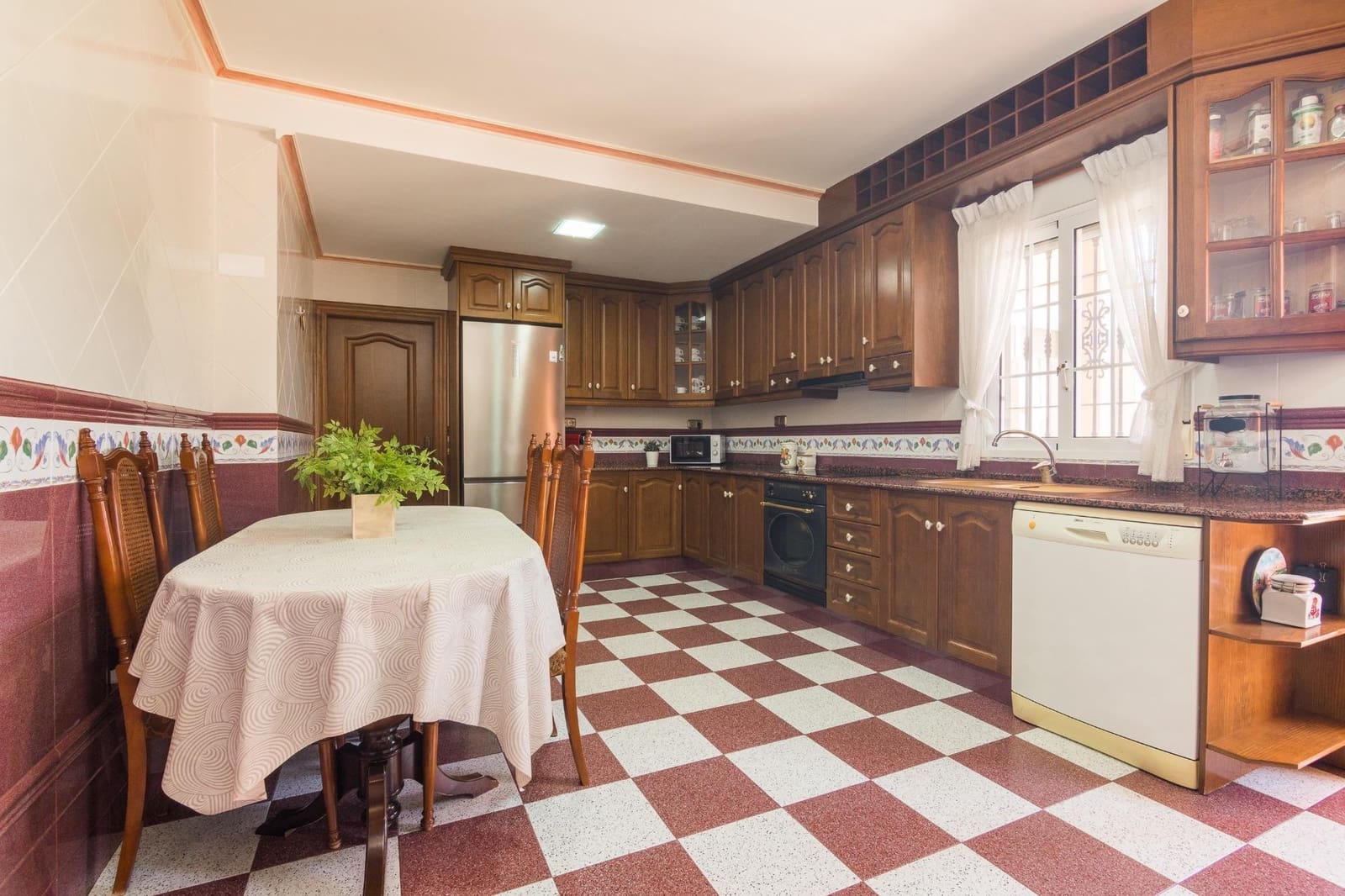 4 sypialnia Willa na sprzedaż w Elche / Elx z basenem - 495 000 € (Ref: 9204671)