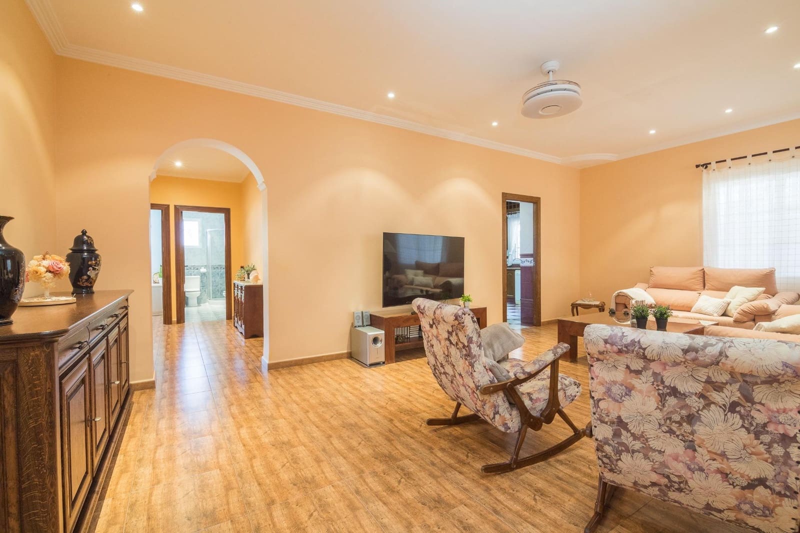 4 bedroom Villa for sale in Elche / Elx with pool - € 495,000 (Ref: 9204671)