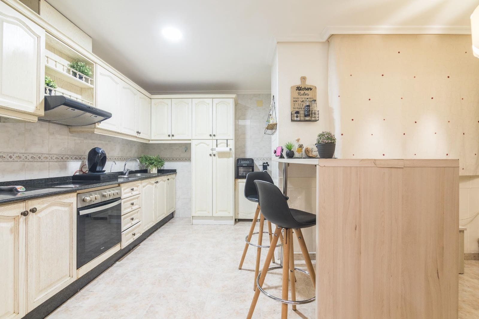 3 soverom Leilighet til salgs i Petrel / Petrer med garasje - € 165 000 (Ref: 9208398)