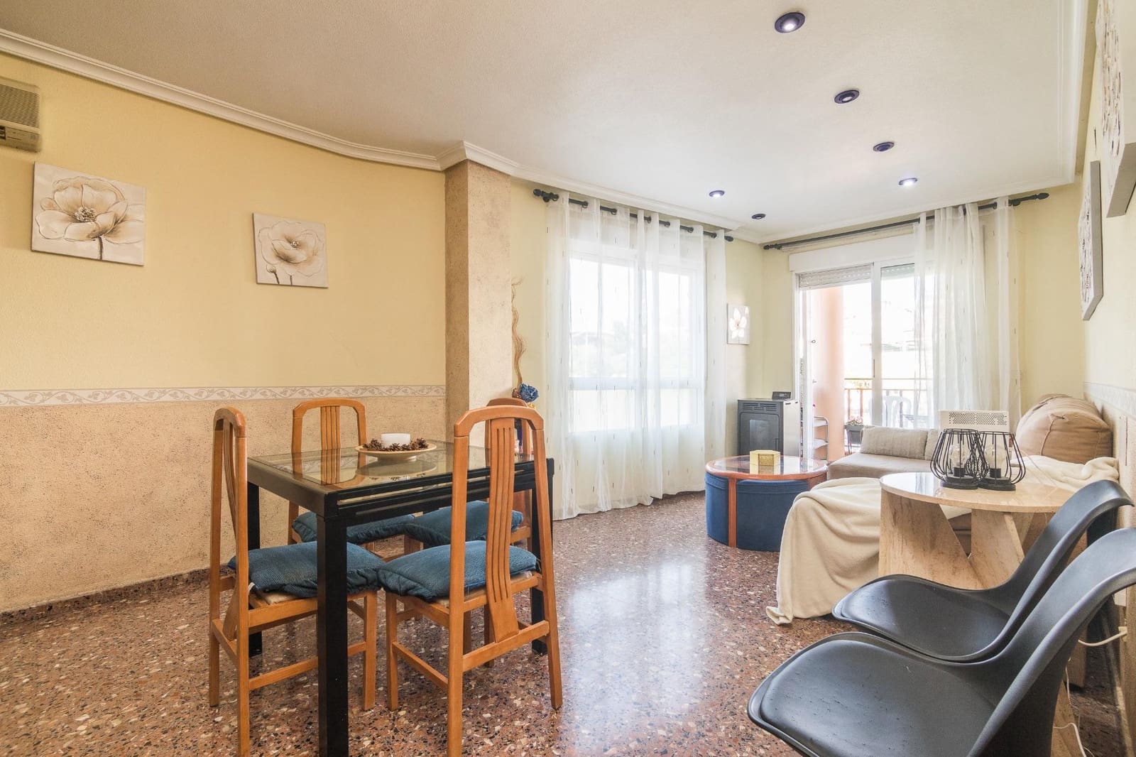 3 soverom Leilighet til salgs i Petrel / Petrer med garasje - € 165 000 (Ref: 9208398)