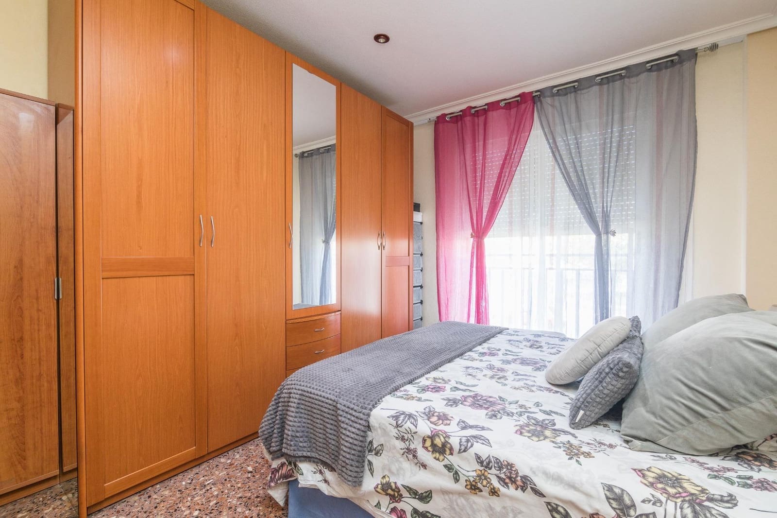 3 soverom Leilighet til salgs i Petrel / Petrer med garasje - € 165 000 (Ref: 9208398)