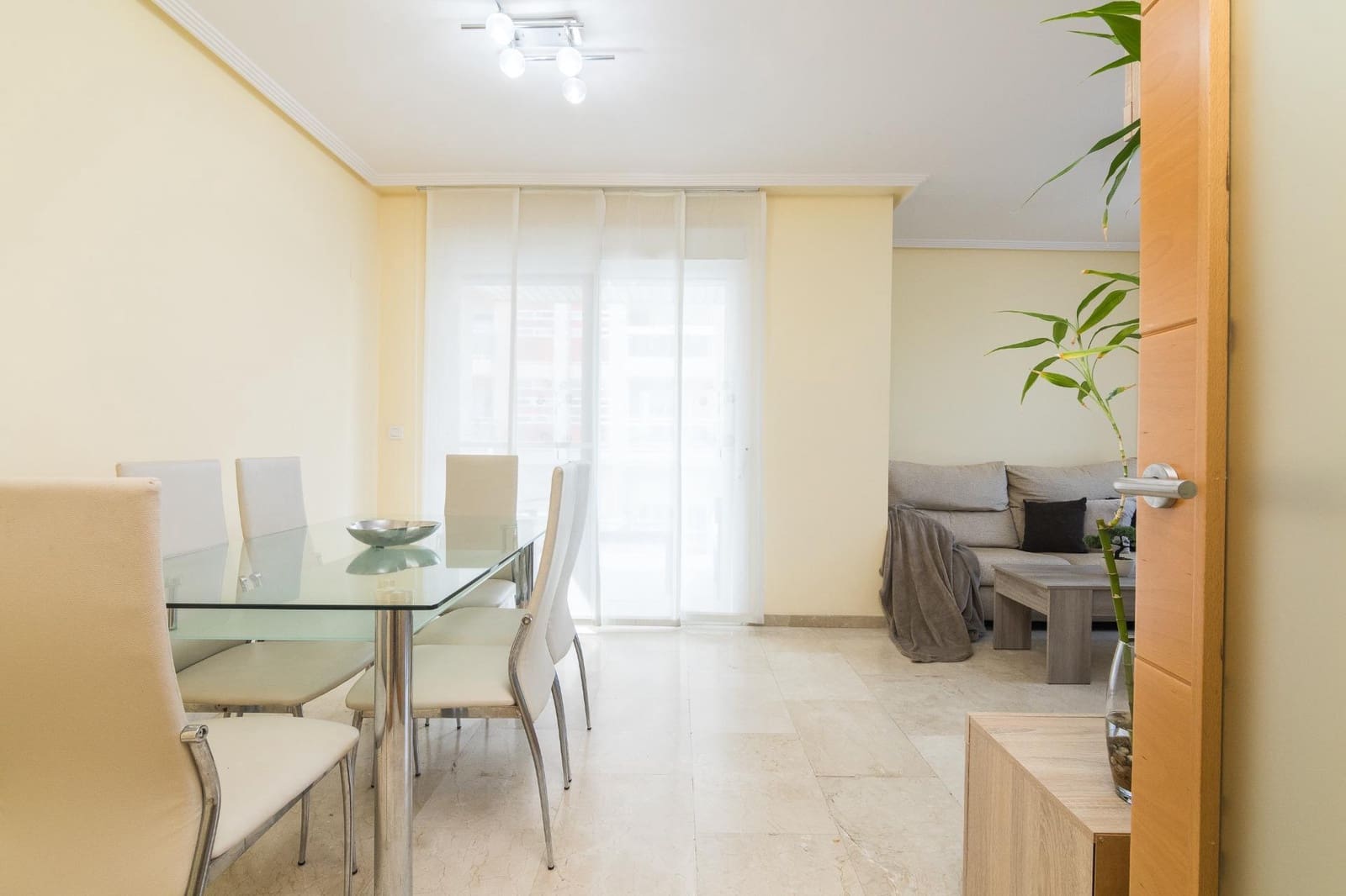 2 bedroom Flat for sale in El Campello with pool garage - € 335,000 (Ref: 9208399)