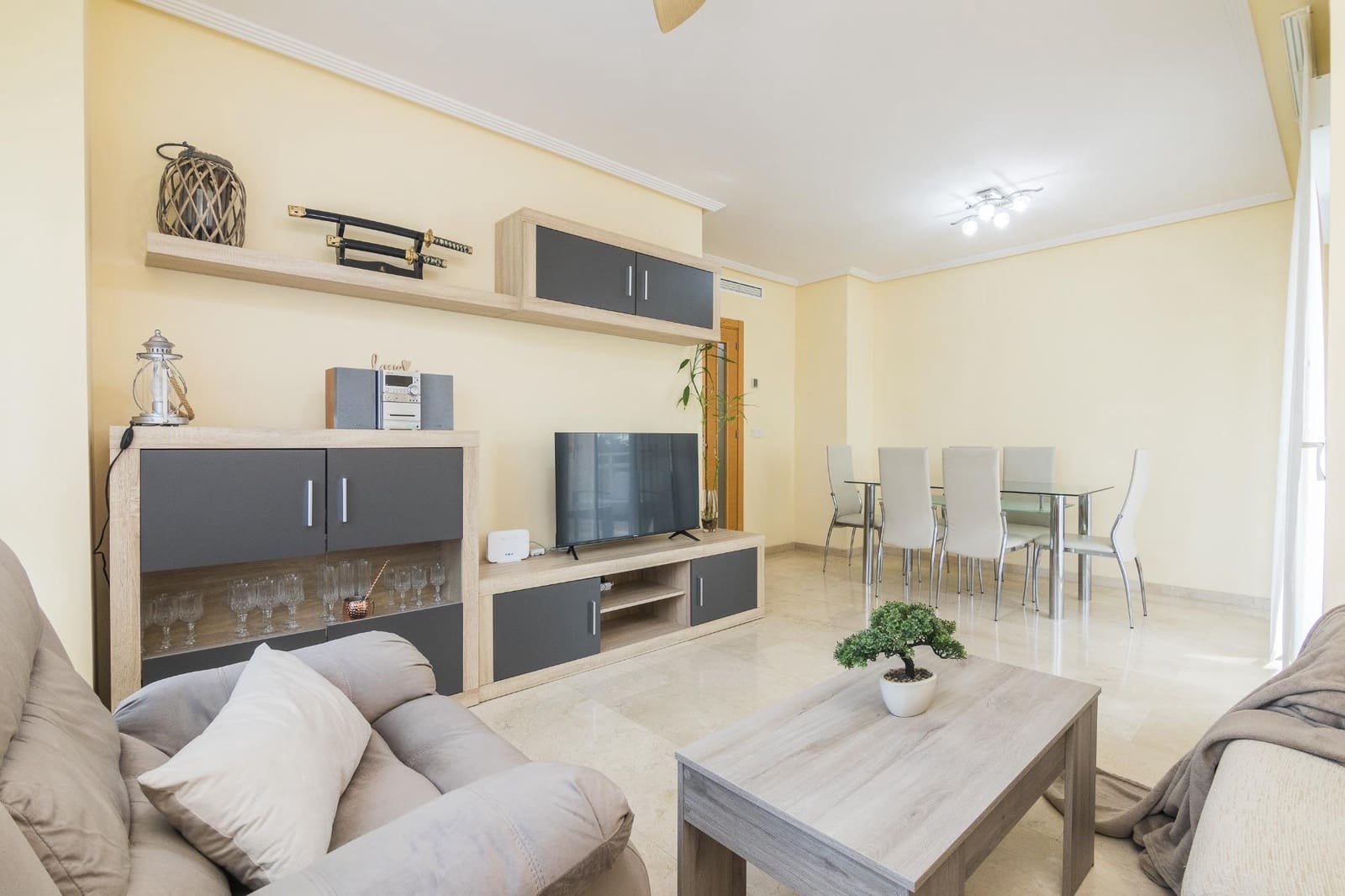 2 bedroom Flat for sale in El Campello with pool garage - € 335,000 (Ref: 9208399)