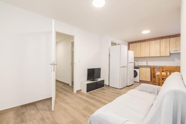 Appartement de 4 chambres à louer à Centro, Elche / Elx - 1 270 € (Ref: 9220089)