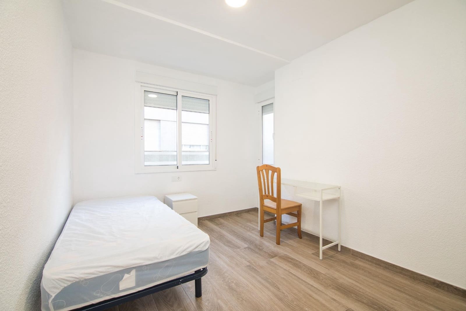 4 soveværelse Lejlighed til leje i Elche / Elx - € 1.270 (Ref: 9220089)