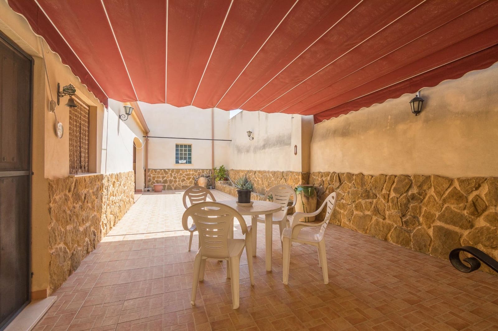 6 soveværelse Rækkehus til salg i L'Alguena / Alguenya med garage - € 270.000 (Ref: 9232665)