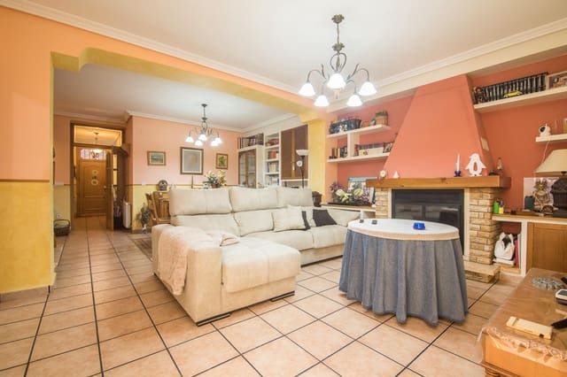 6 quarto Casa em Banda para venda em L'Algueña / Alguenya com garagem - 270 000 € (Ref: 9232665)