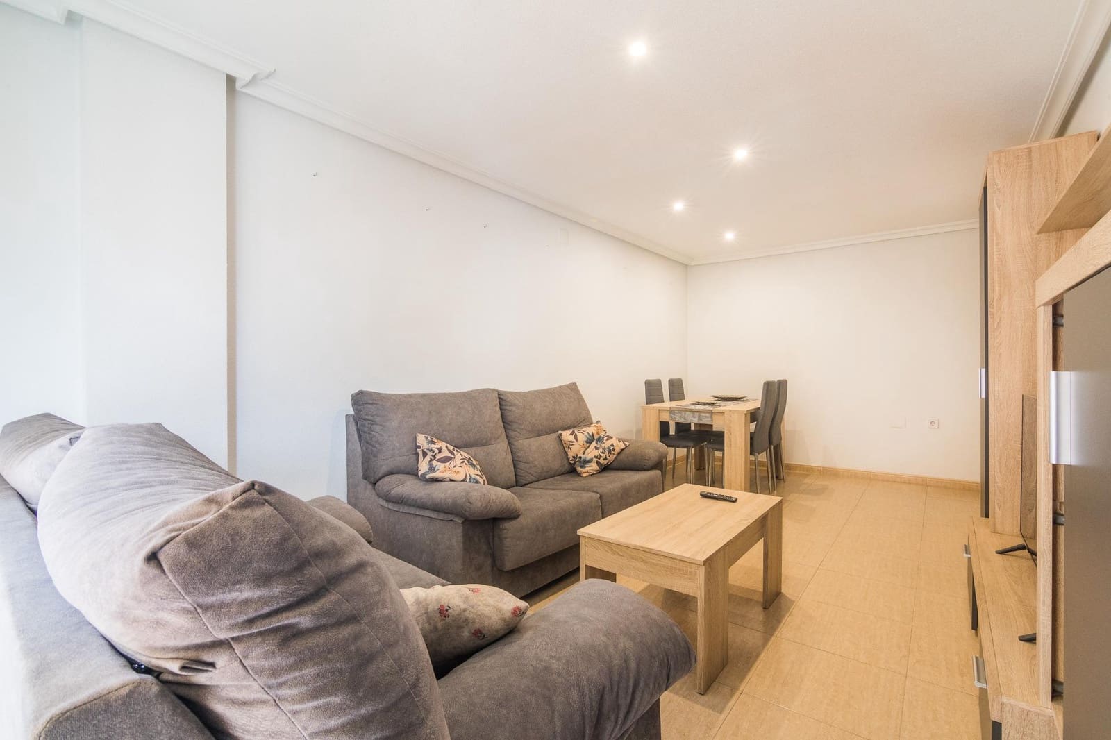 3 camera da letto Appartamento da affittare in Elche / Elx - 850 € (Rif: 9312962)