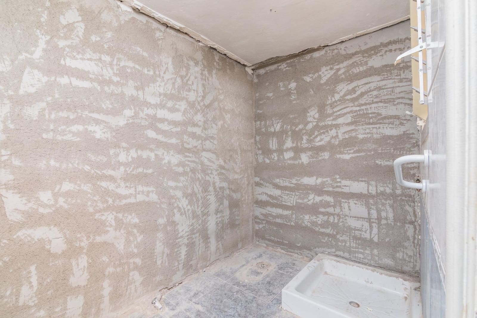 4 Zimmer Villa zu verkaufen in Elche / Elx mit Pool - 165.000 € (Ref: 9344888)