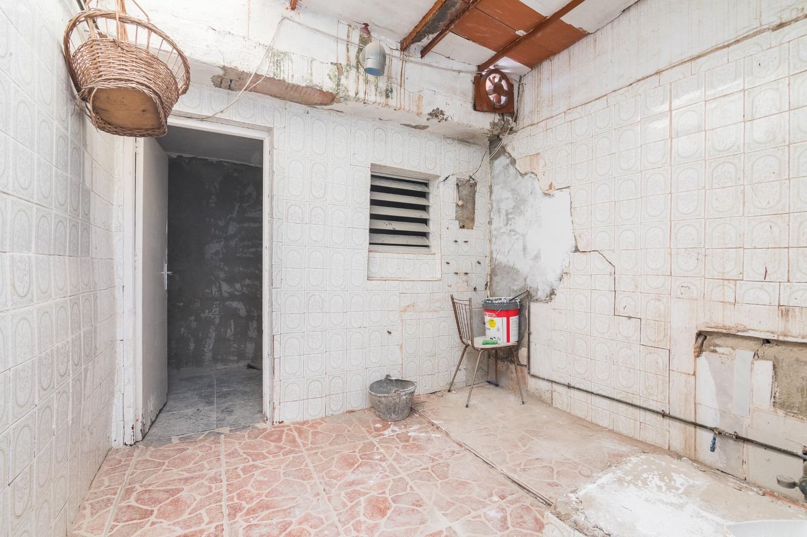 4 Zimmer Villa zu verkaufen in Elche / Elx mit Pool - 165.000 € (Ref: 9344888)