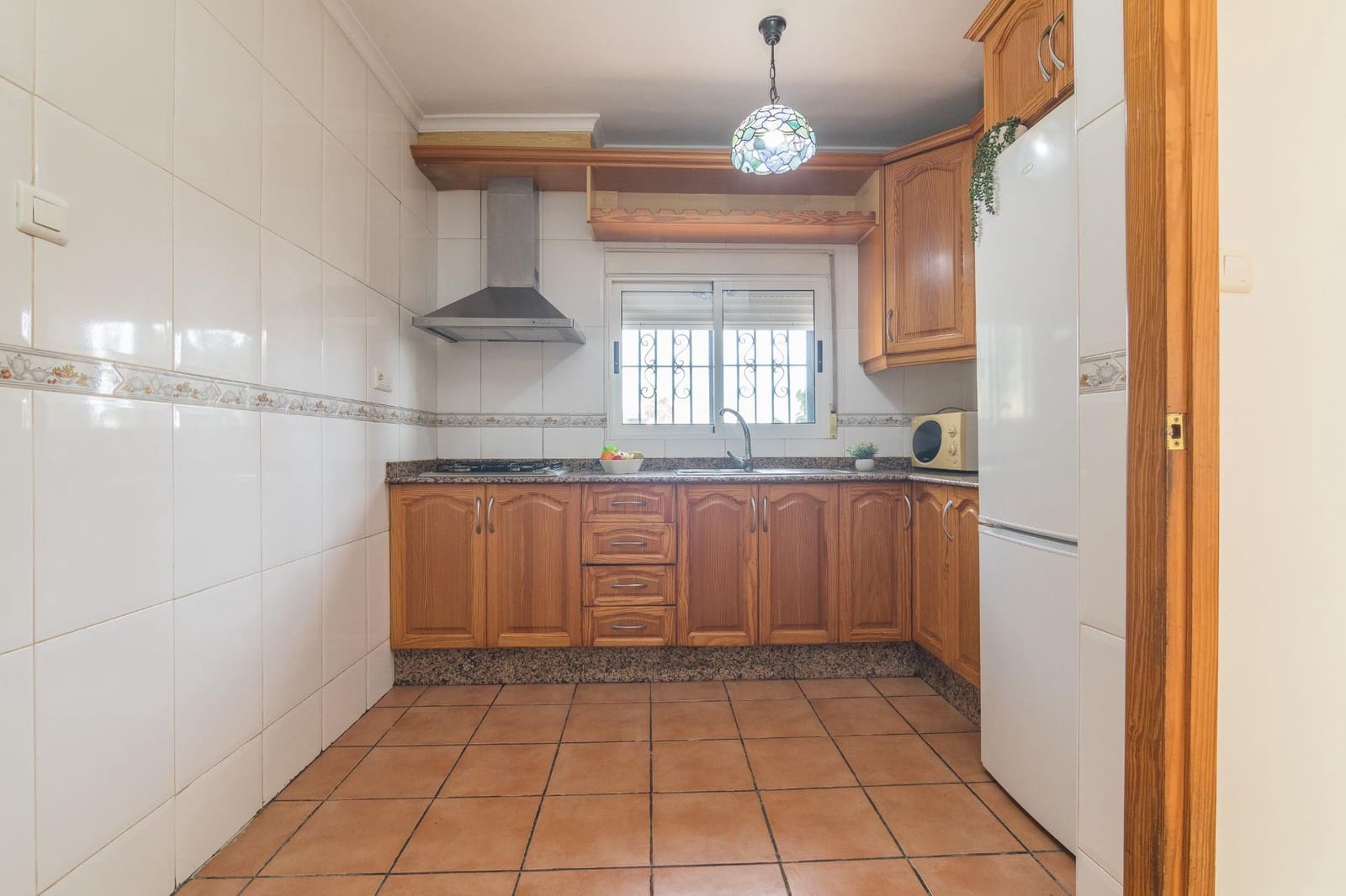 2 bedroom Villa for sale in Aspe with pool garage - € 250,000 (Ref: 9401259)