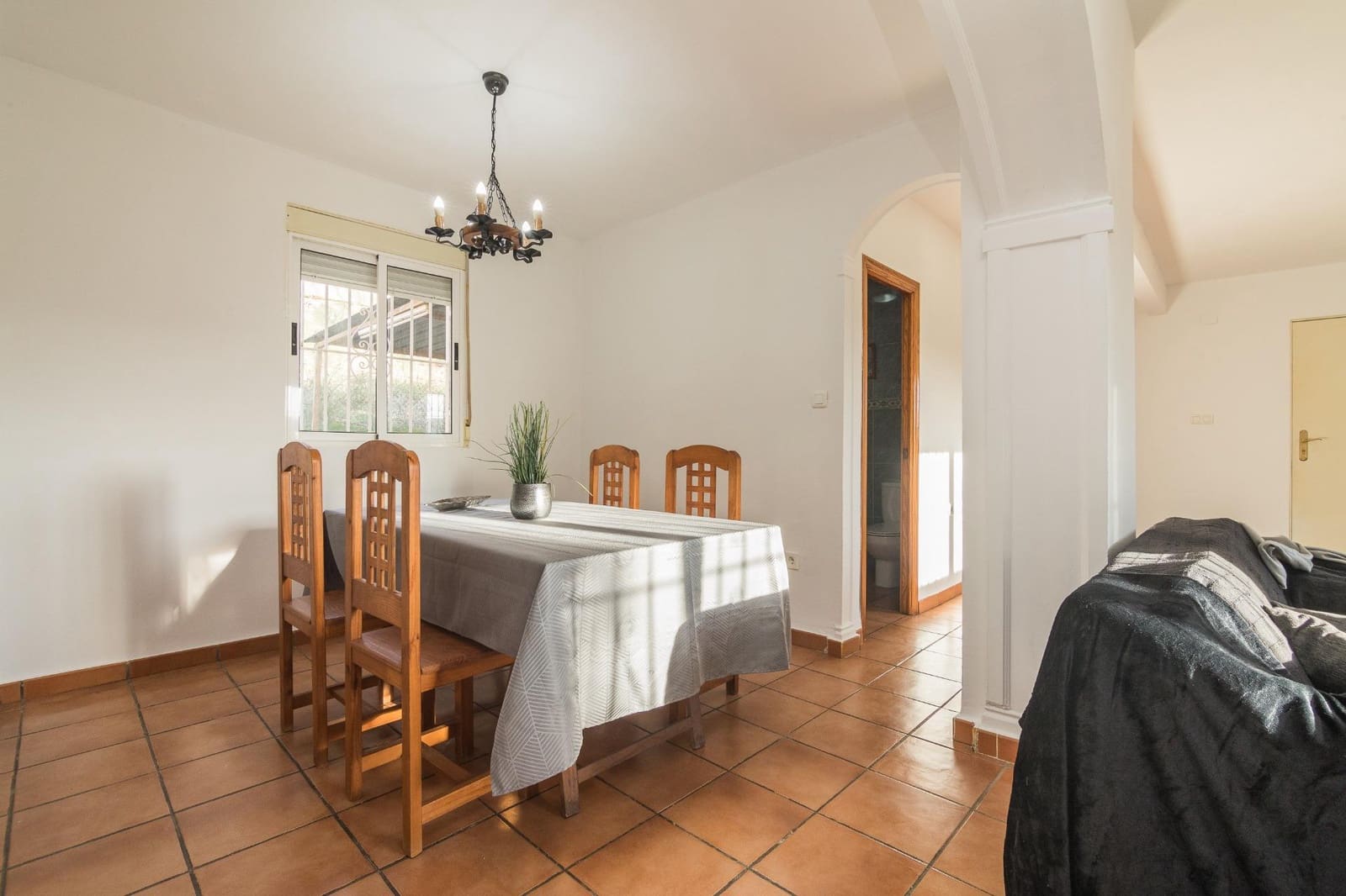 2 bedroom Villa for sale in Aspe with pool garage - € 250,000 (Ref: 9401259)