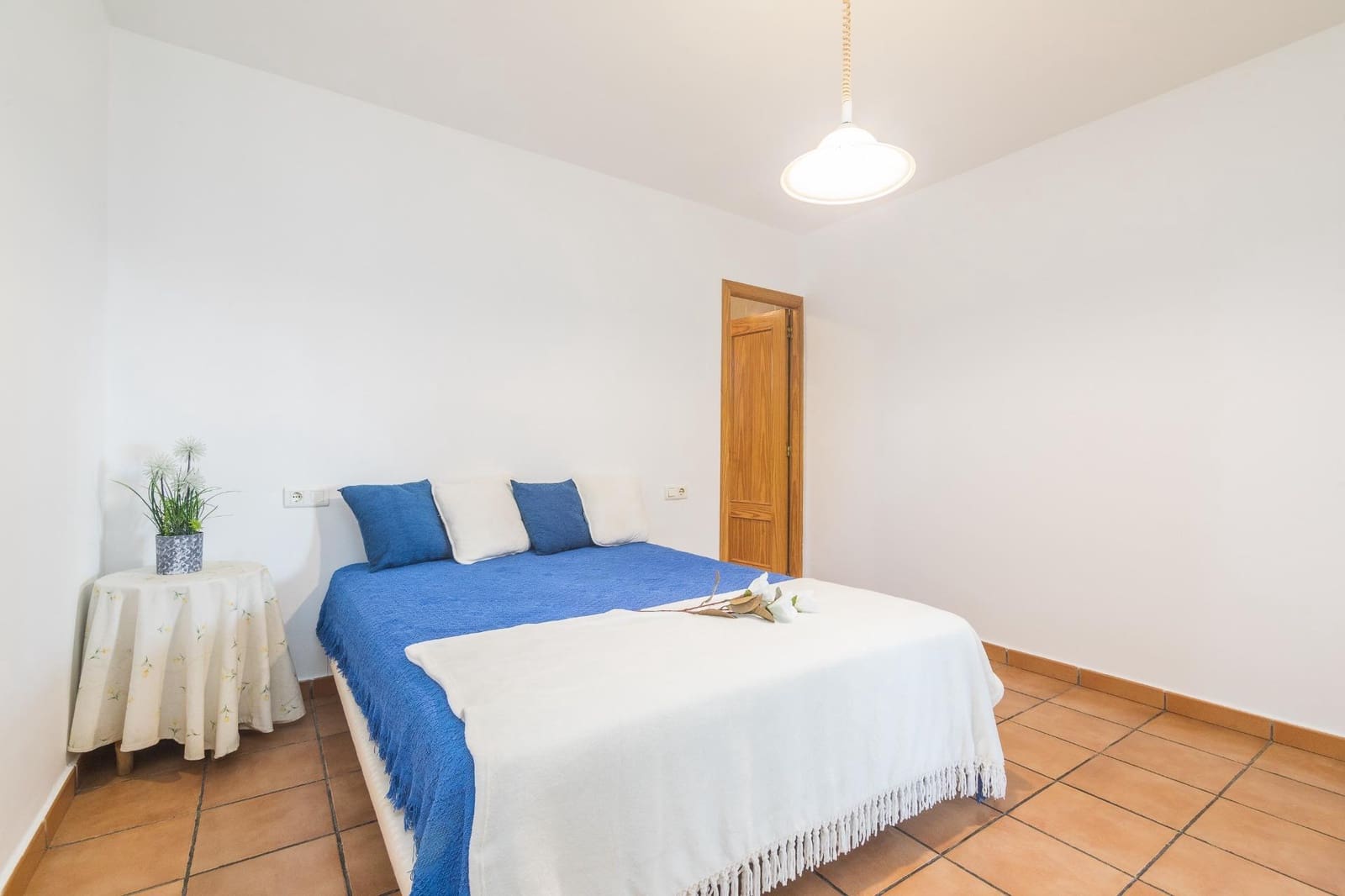 2 bedroom Villa for sale in Aspe with pool garage - € 250,000 (Ref: 9401259)