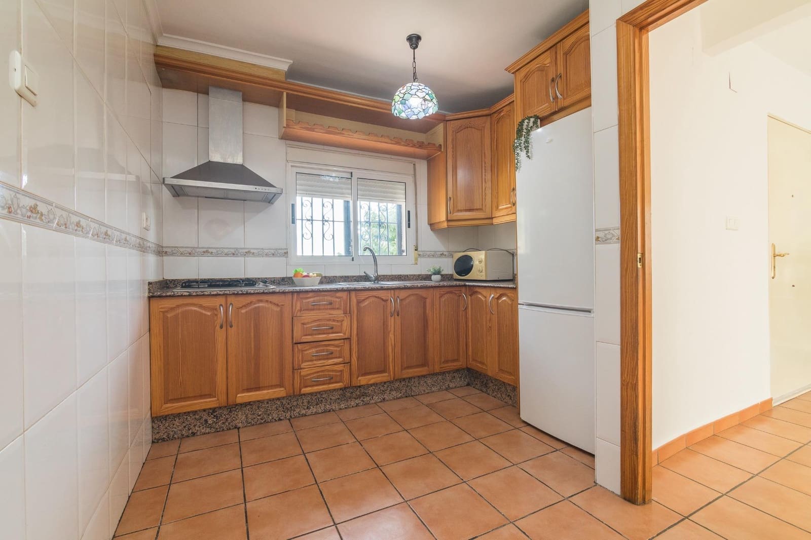 2 bedroom Villa for sale in Aspe with pool garage - € 250,000 (Ref: 9401259)
