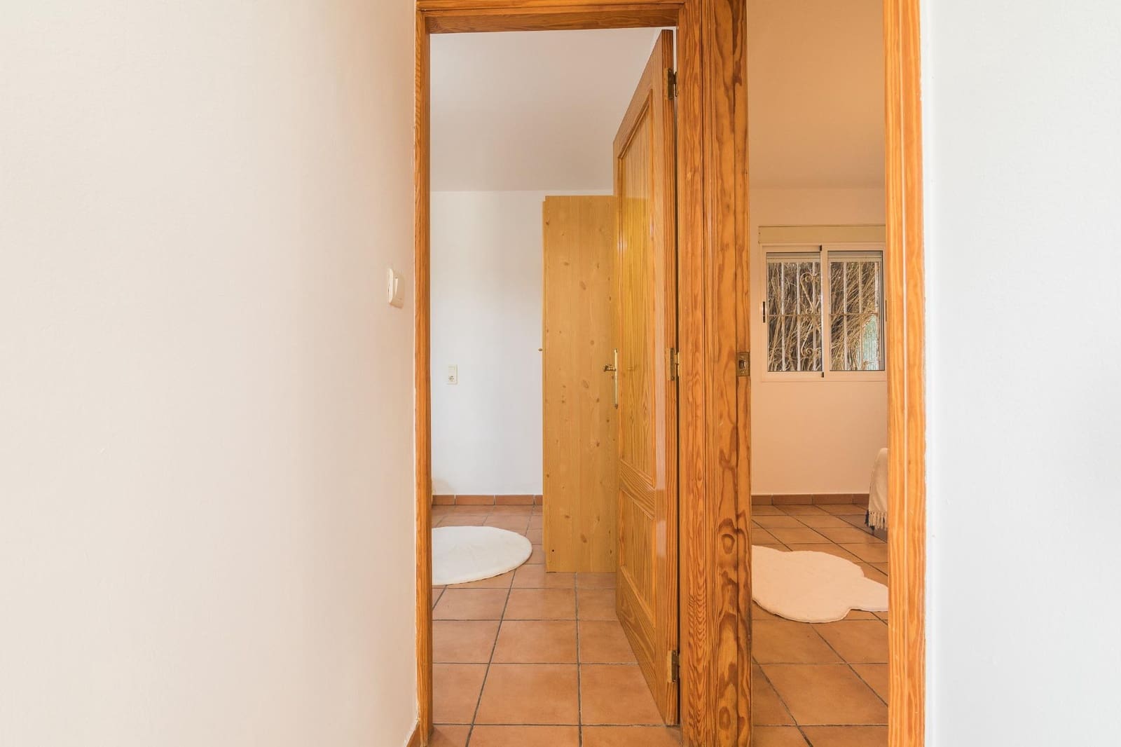 2 bedroom Villa for sale in Aspe with pool garage - € 250,000 (Ref: 9401259)