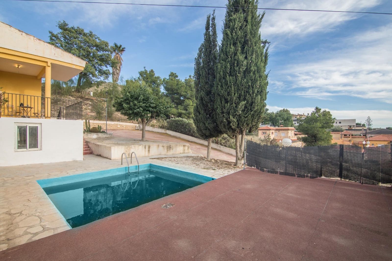 2 bedroom Villa for sale in Aspe with pool garage - € 250,000 (Ref: 9401259)