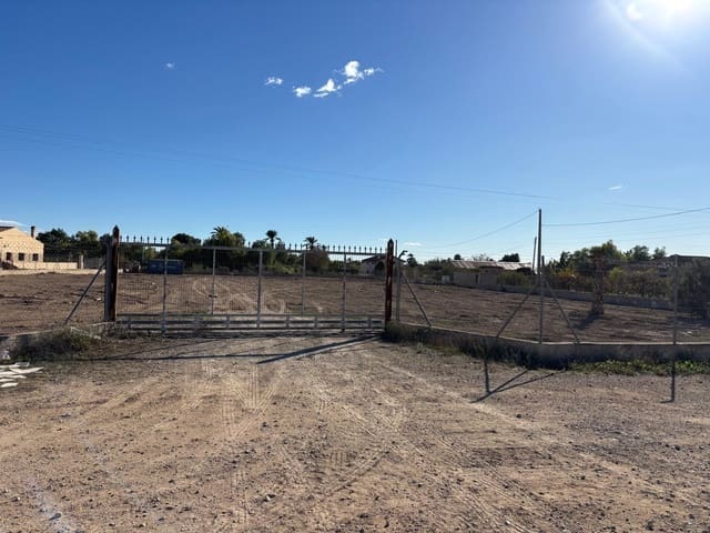 Rakentamaton maa myytävänä paikassa Elche / Elx - 175 000 € (Ref: 9427320)