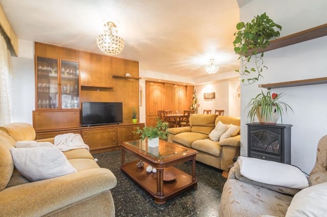 3 quarto Apartamento para venda em Centro, Elche / Elx - 279 000 € (Ref: 9427321)