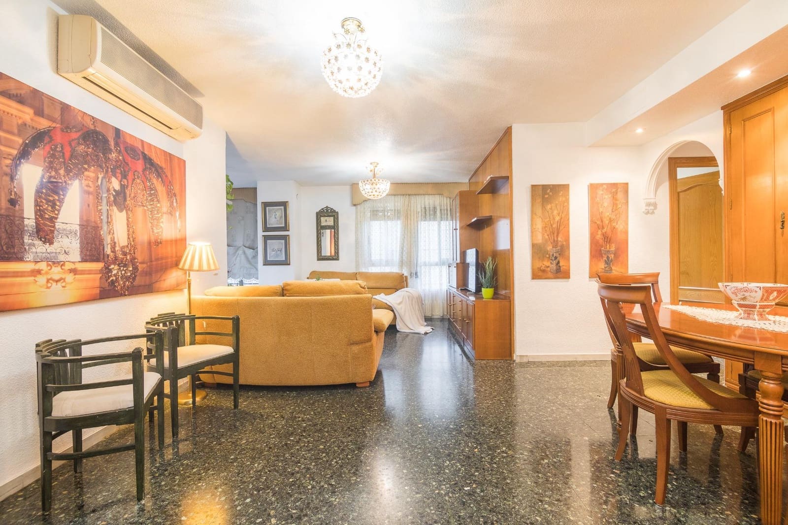 3 bedroom Flat for sale in Elche / Elx - € 279,000 (Ref: 9427321)