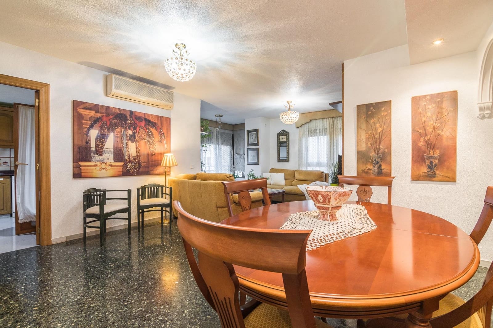 3 bedroom Flat for sale in Elche / Elx - € 279,000 (Ref: 9427321)