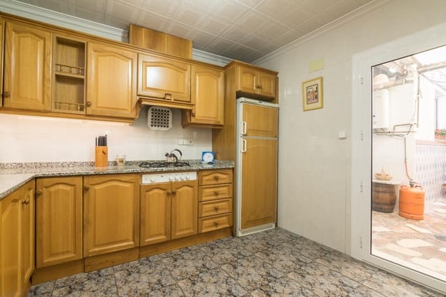 4 quarto Moradia em Banda para venda em L'Algueña / Alguenya com garagem - 90 000 € (Ref: 9465847)