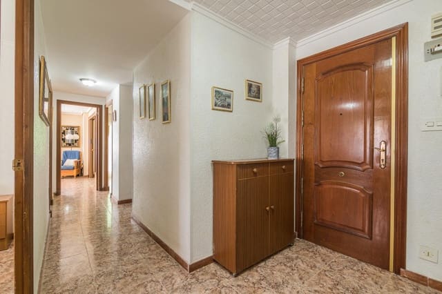 3 bedroom Apartment for sale in Gran Playa, Santa Pola - € 185,000 (Ref: 9476216)